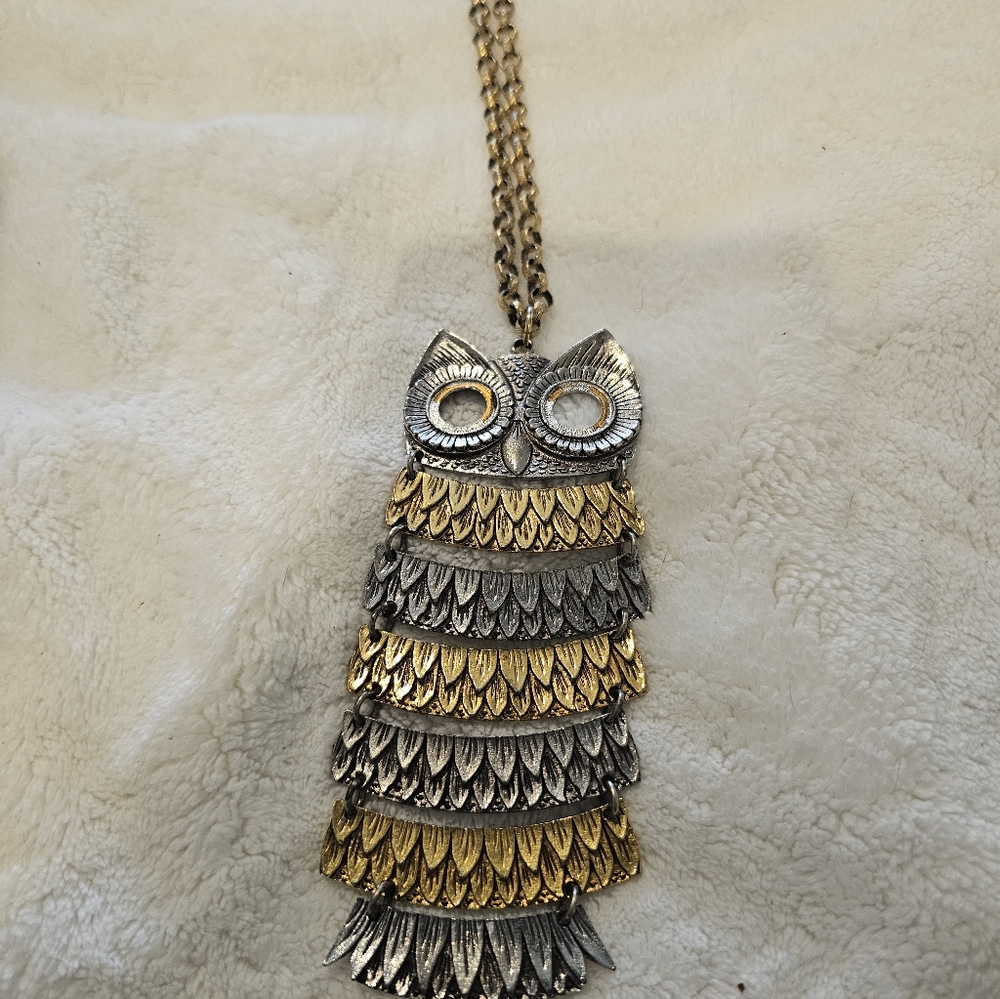 Chic Owl Pendant Necklace in Gold and Silver Vintage